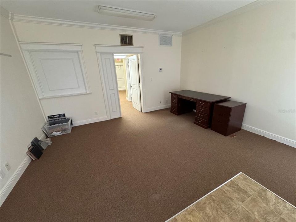 На продажу: $299,999 (0 спален, 0 ванн, 0 Квадратных фут)