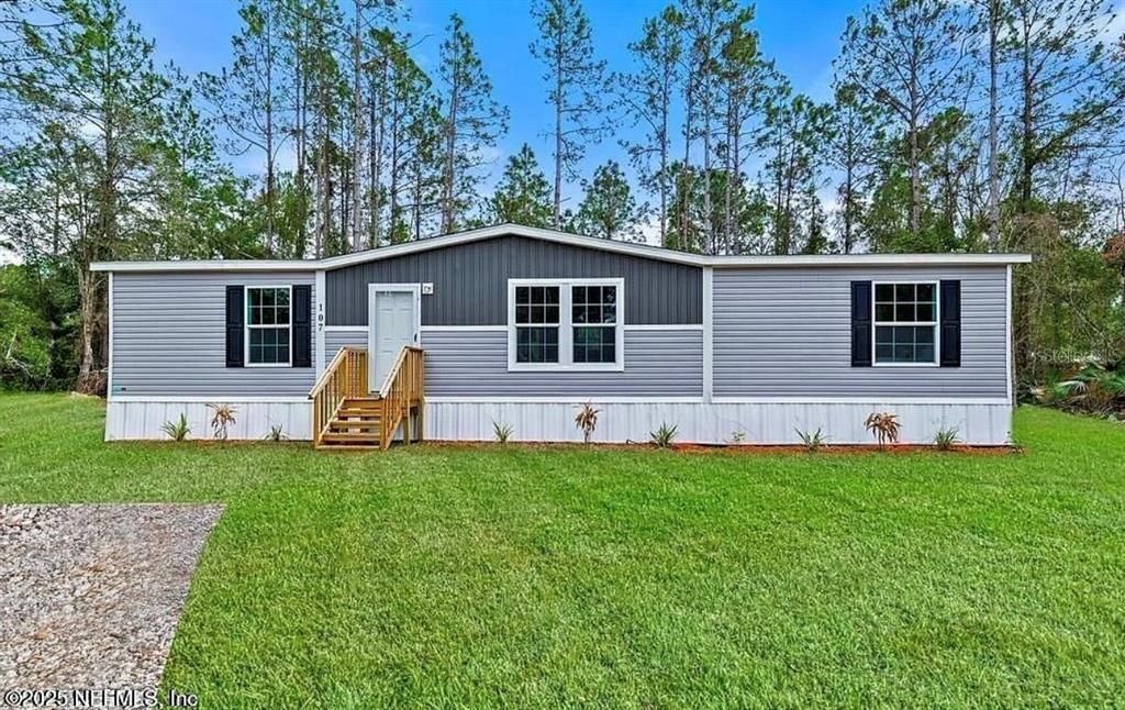 На продажу: $239,900 (3 спален, 2 ванн, 1500 Квадратных фут)