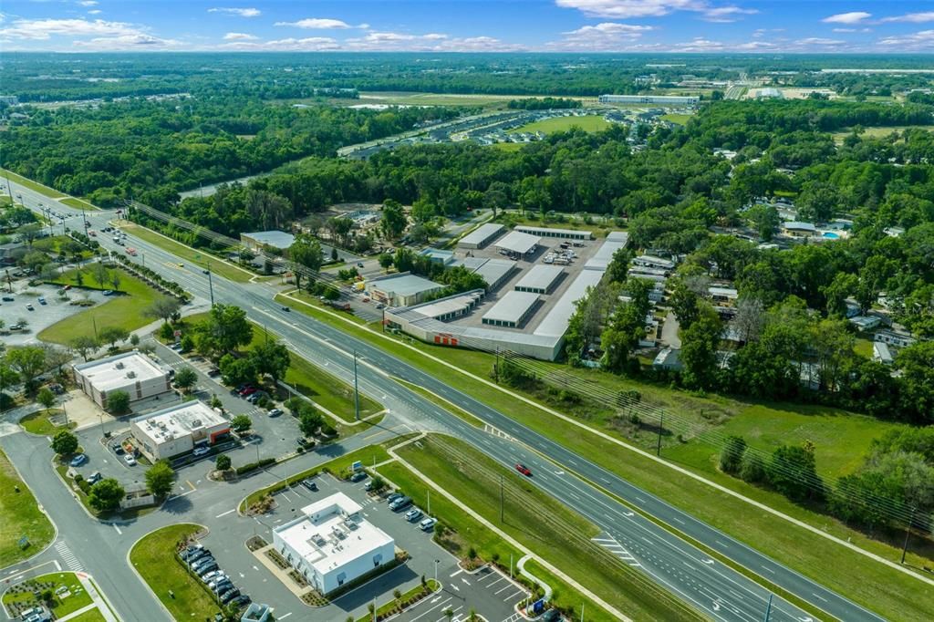 待售: $599,000 (2.71 acres)