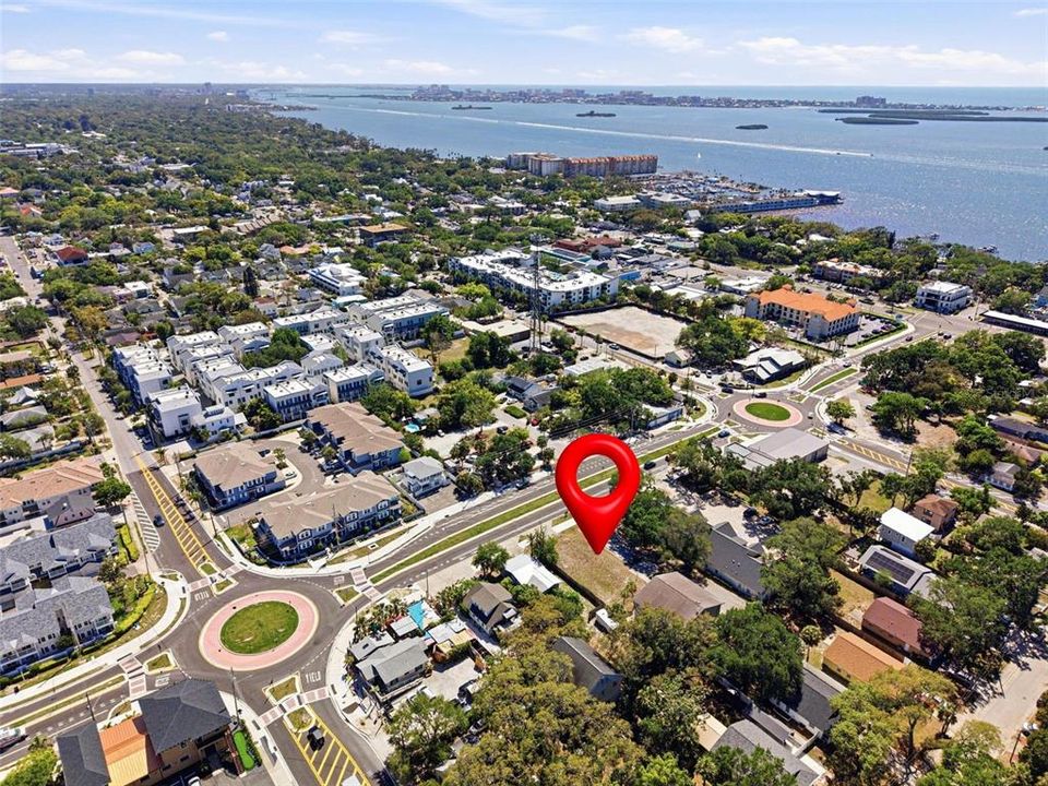 For Sale: $1,200,000 (0.21 acres)