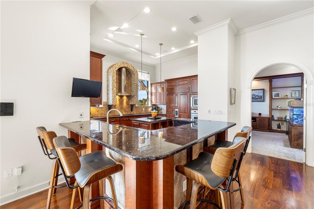 En Venta: $2,199,000 (3 camas, 3 baños, 3669 Pies cuadrados)
