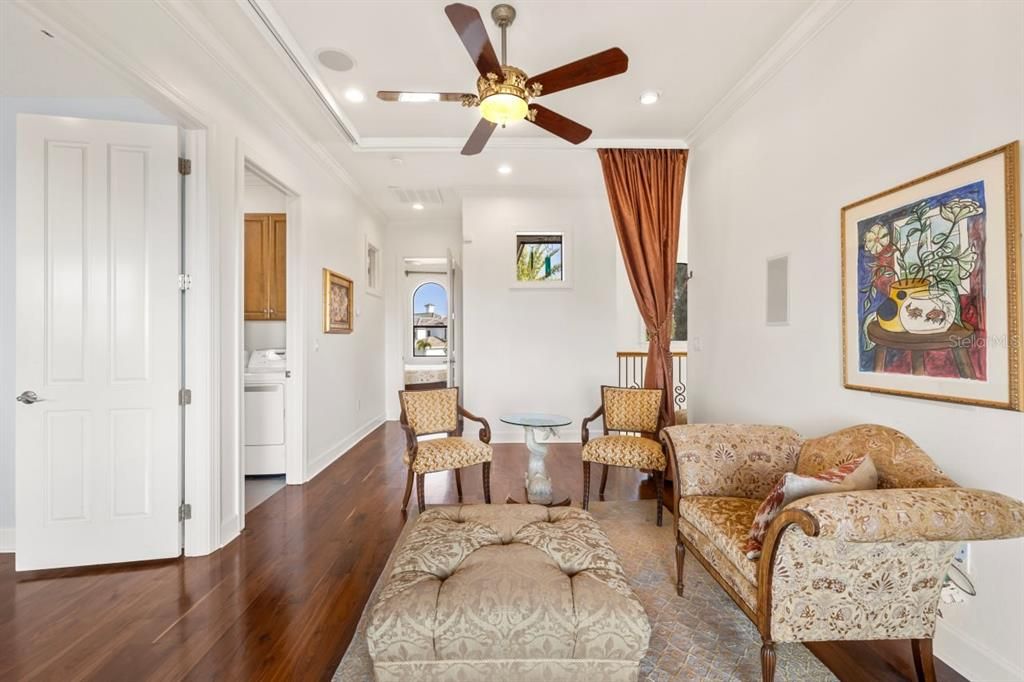En Venta: $2,199,000 (3 camas, 3 baños, 3669 Pies cuadrados)
