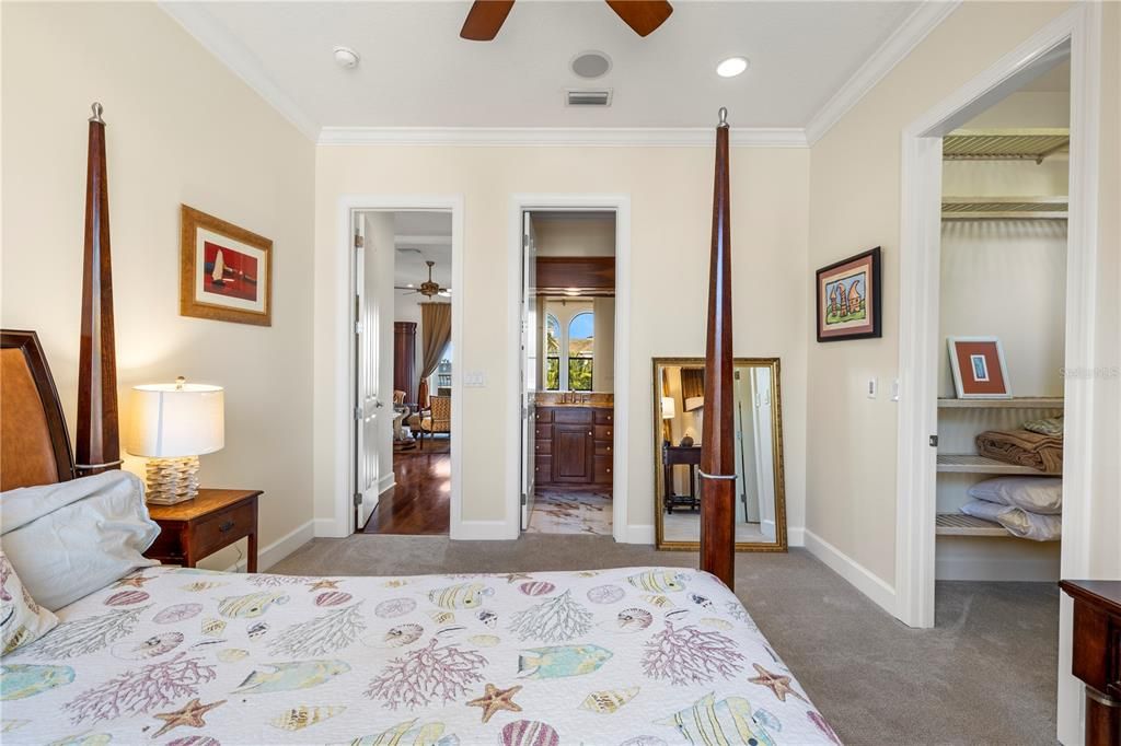 En Venta: $2,199,000 (3 camas, 3 baños, 3669 Pies cuadrados)