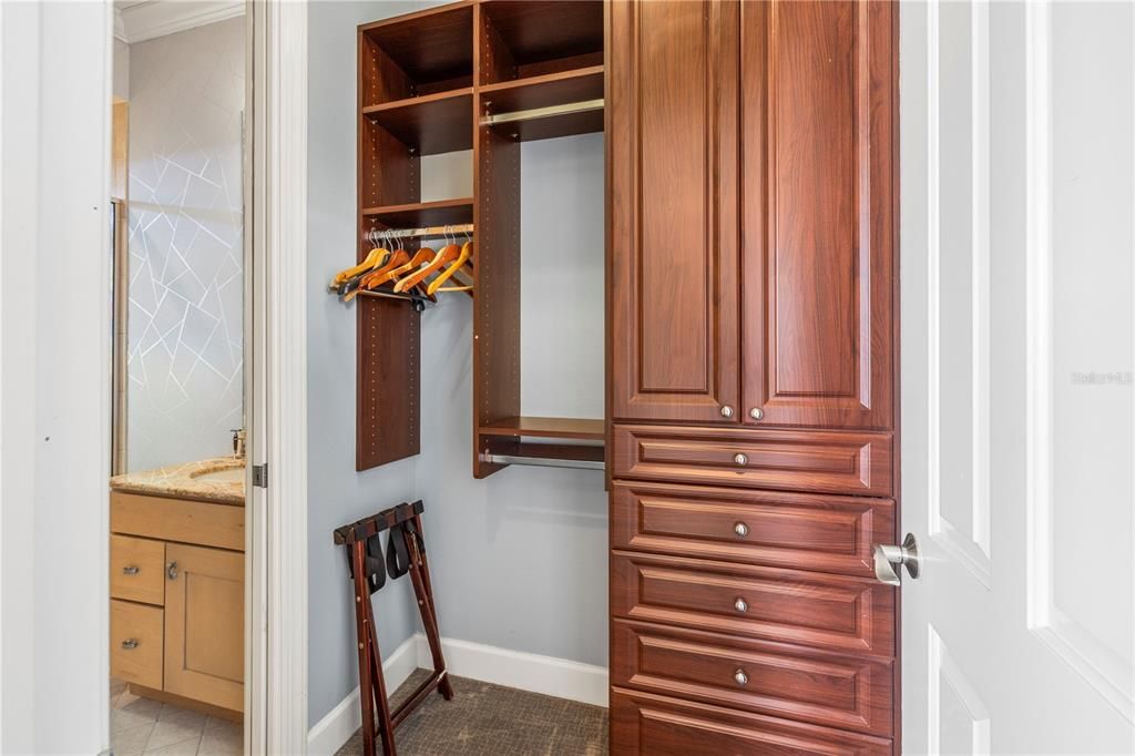 En Venta: $2,199,000 (3 camas, 3 baños, 3669 Pies cuadrados)