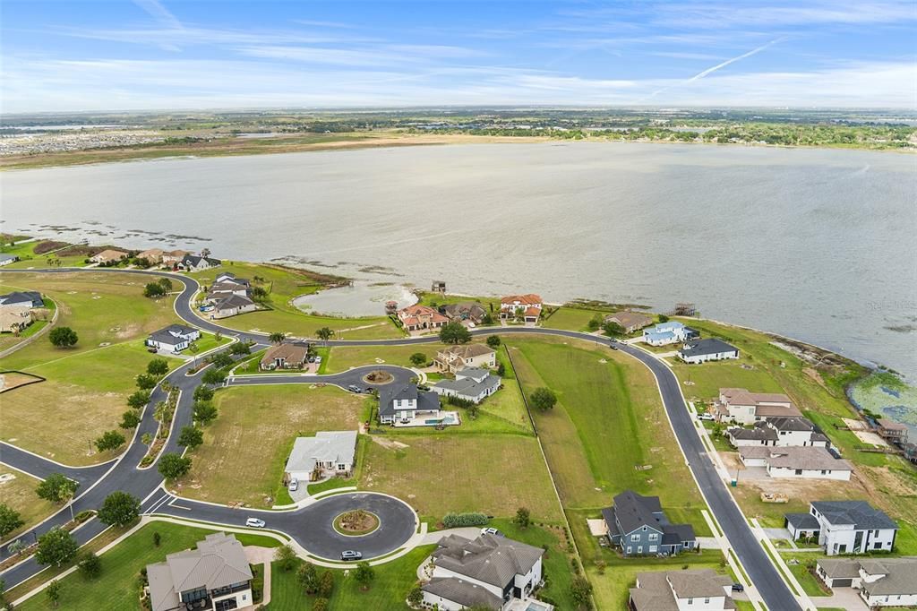На продажу: $110,000 (0.31 acres)
