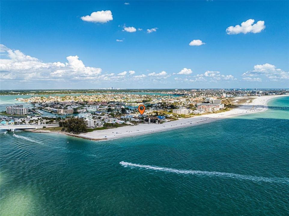 For Sale: $1,675,000 (4 beds, 2 baths, 2015 Square Feet)