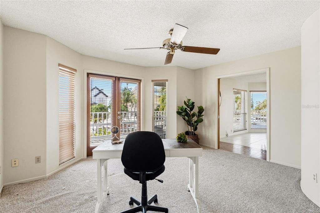 For Sale: $1,675,000 (4 beds, 2 baths, 2015 Square Feet)