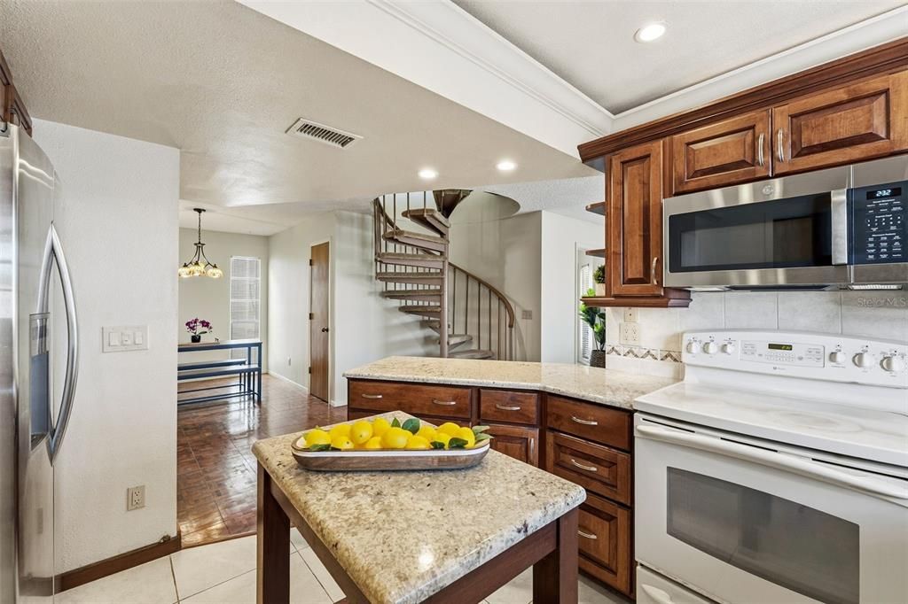 For Sale: $1,675,000 (4 beds, 2 baths, 2015 Square Feet)
