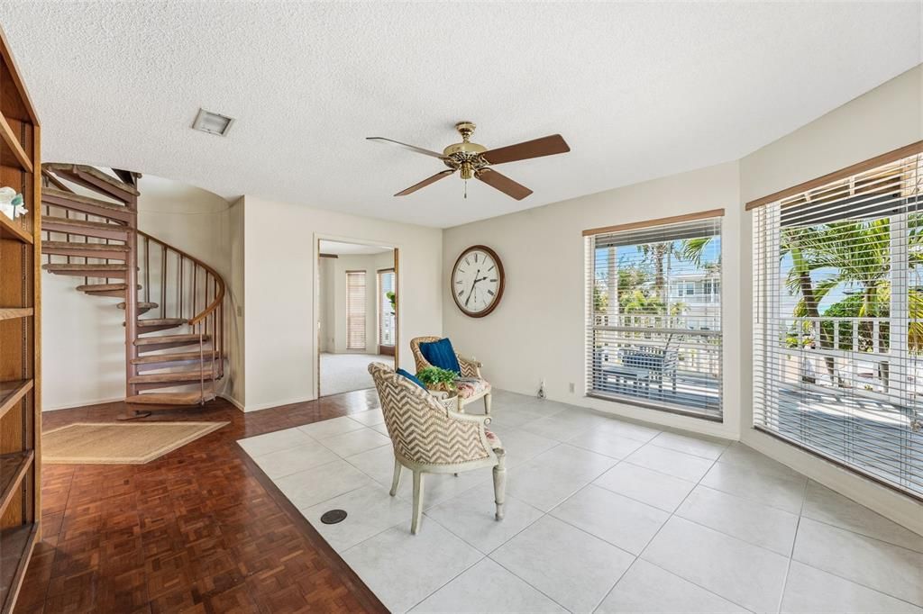 For Sale: $1,675,000 (4 beds, 2 baths, 2015 Square Feet)
