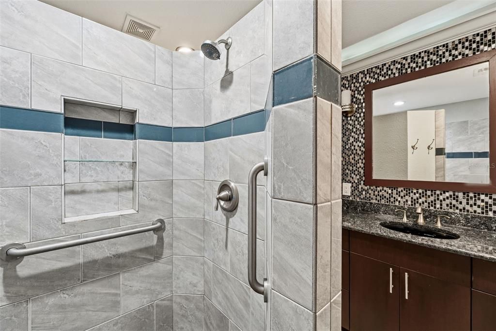 For Sale: $1,675,000 (4 beds, 2 baths, 2015 Square Feet)