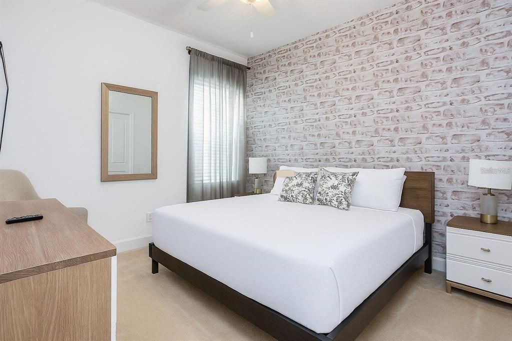 В аренду: $4,500 (6 спален, 6 ванн, 3451 Квадратных фут)