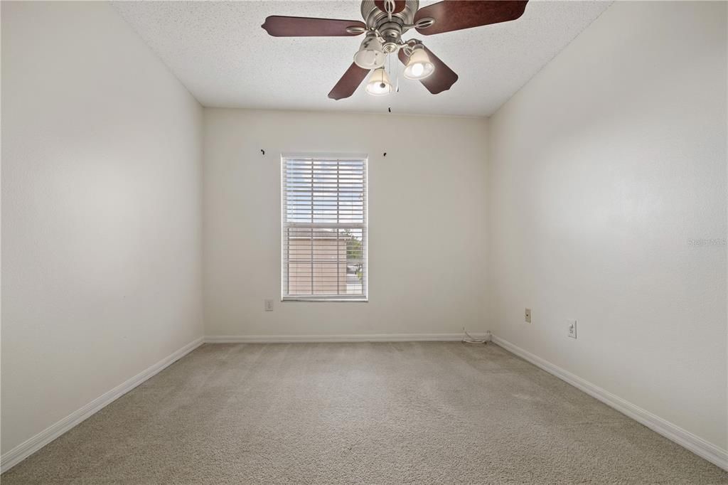 Active With Contract: $2,050 (3 beds, 2 baths, 1524 Square Feet)