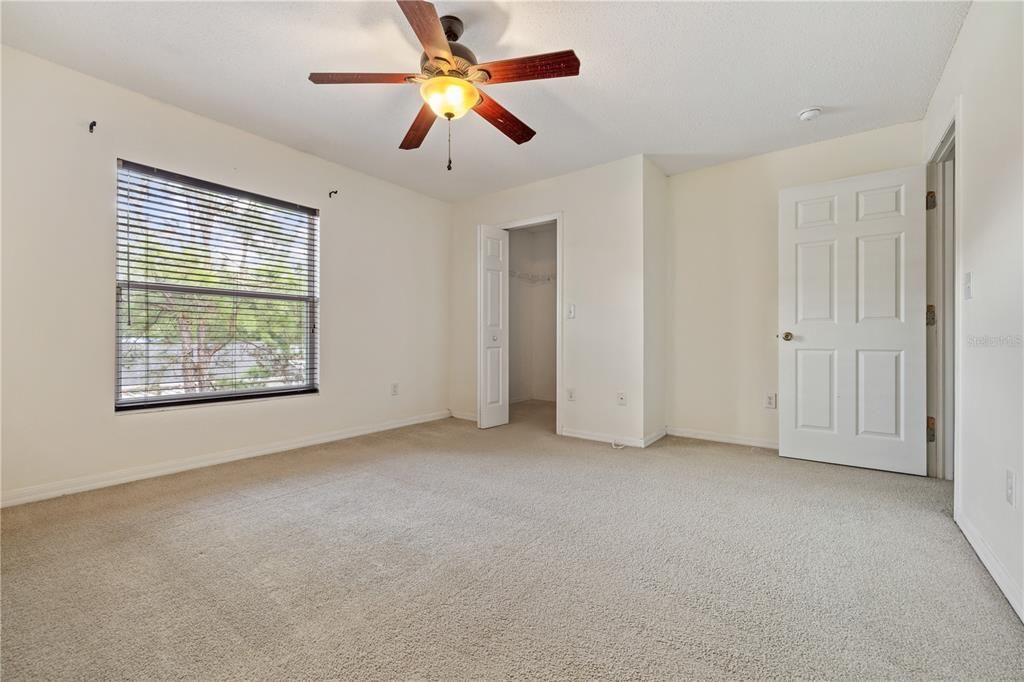 Active With Contract: $2,050 (3 beds, 2 baths, 1524 Square Feet)