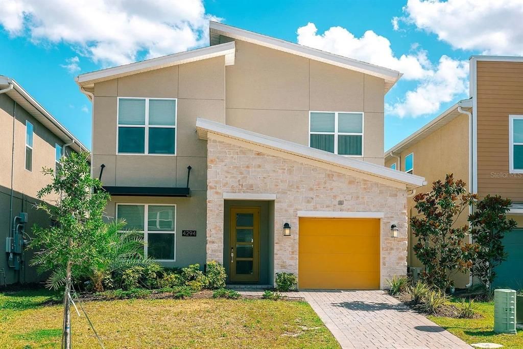 For Sale: $664,990 (5 beds, 5 baths, 2996 Square Feet)
