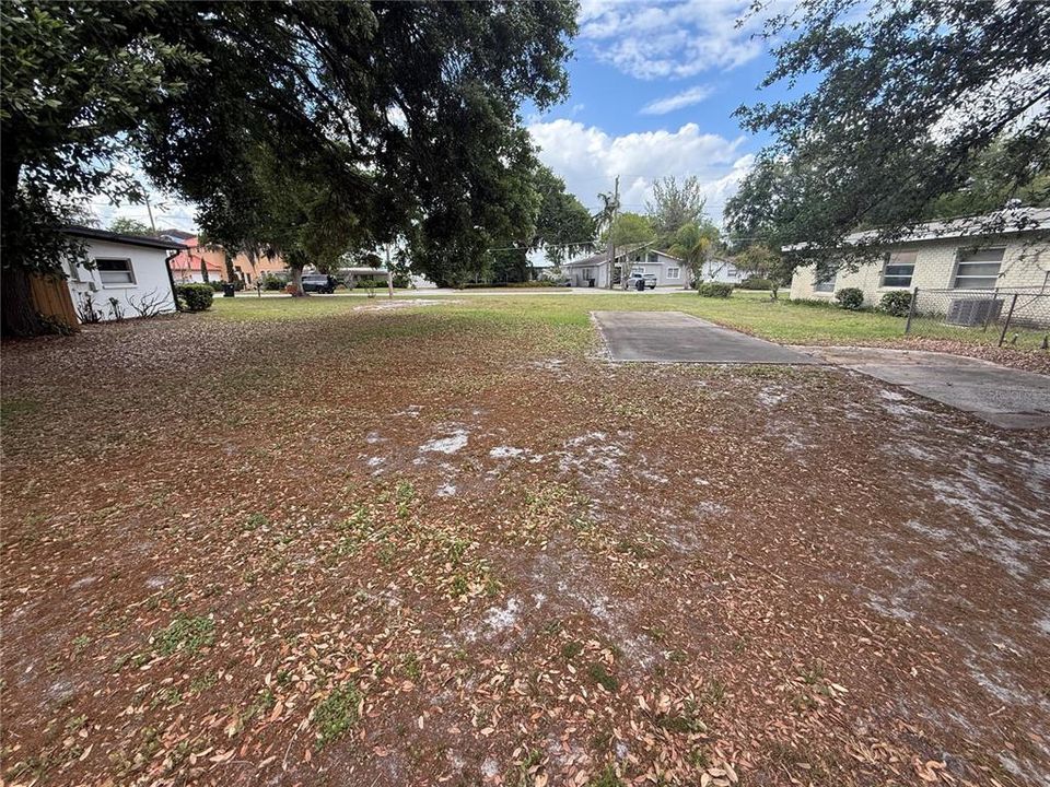 На продажу: $95,000 (0.17 acres)