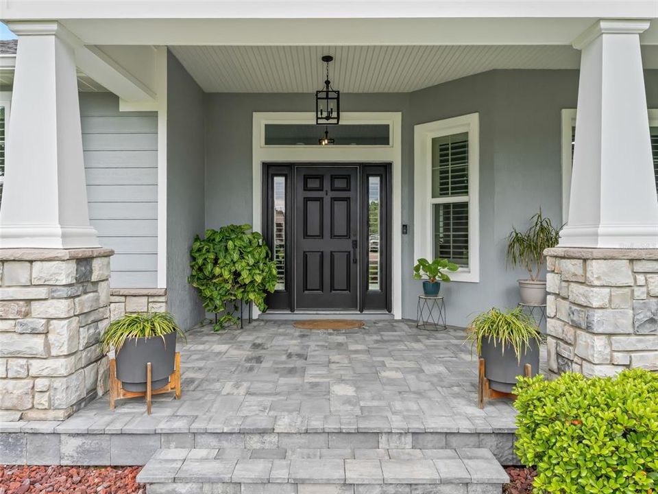 Active With Contract: $598,000 (3 beds, 2 baths, 2040 Square Feet)