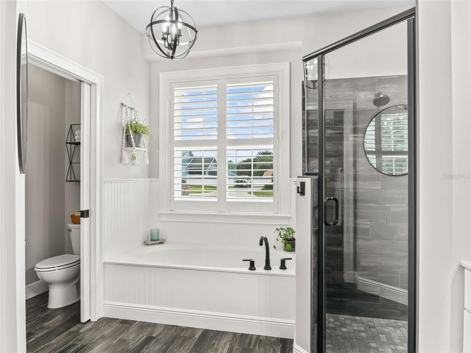 Active With Contract: $598,000 (3 beds, 2 baths, 2040 Square Feet)