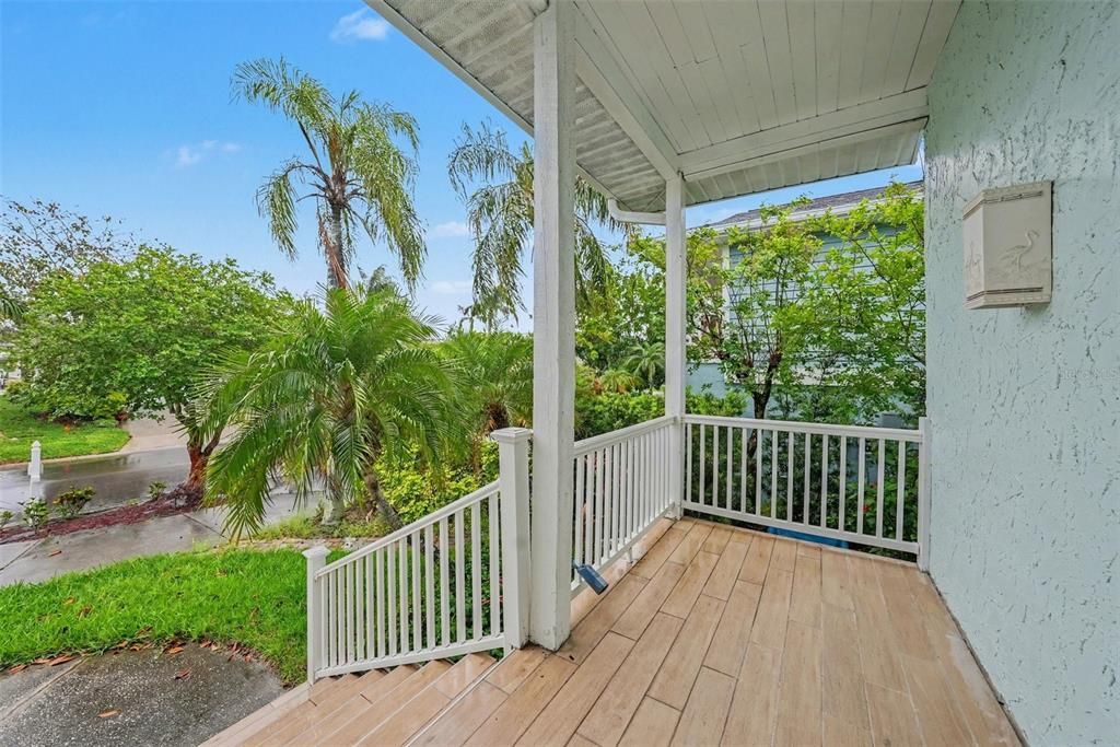 En Venta: $740,000 (5 camas, 2 baños, 2288 Pies cuadrados)