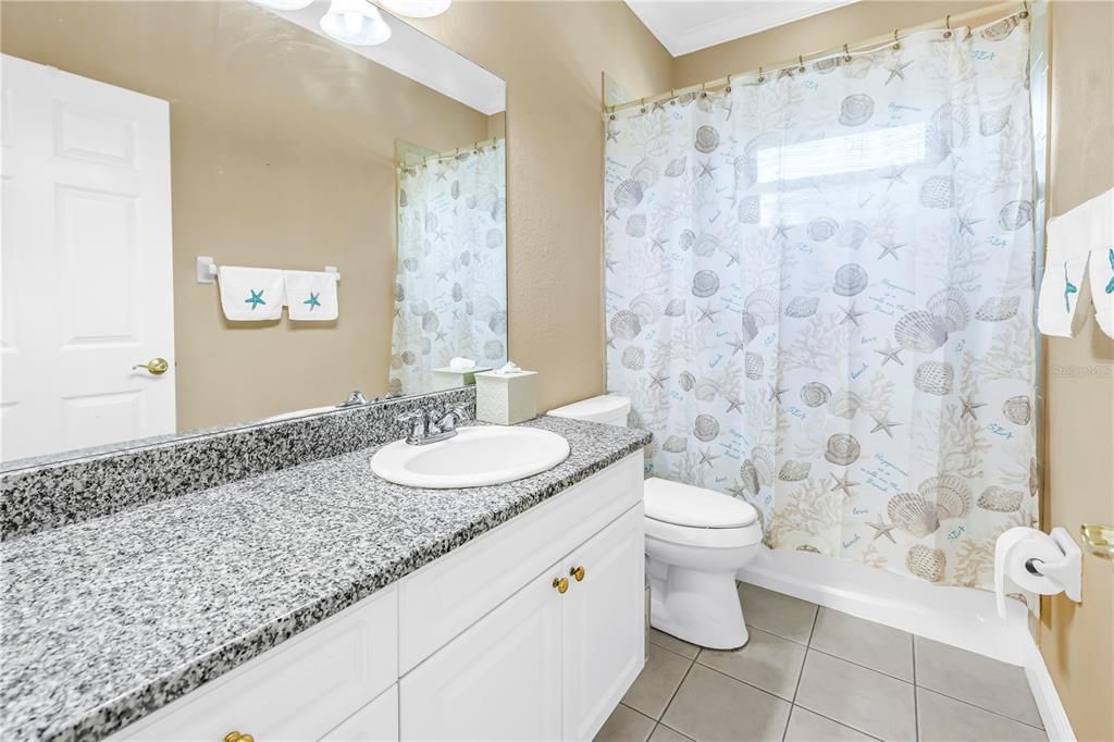 For Sale: $1,095,000 (3 beds, 2 baths, 2420 Square Feet)
