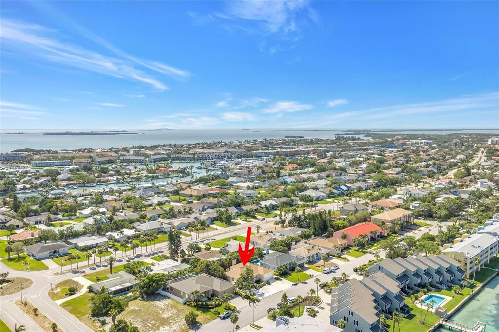 For Sale: $1,095,000 (3 beds, 2 baths, 2420 Square Feet)