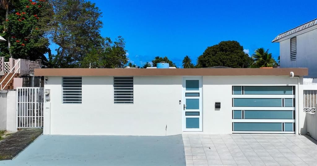 Recently Sold: $230,000 (4 beds, 2 baths, 1123 Square Feet)