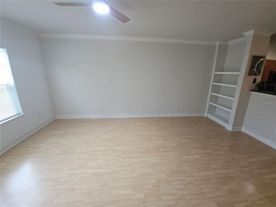 Activo con contrato: $1,550 (1 camas, 1 baños, 739 Pies cuadrados)