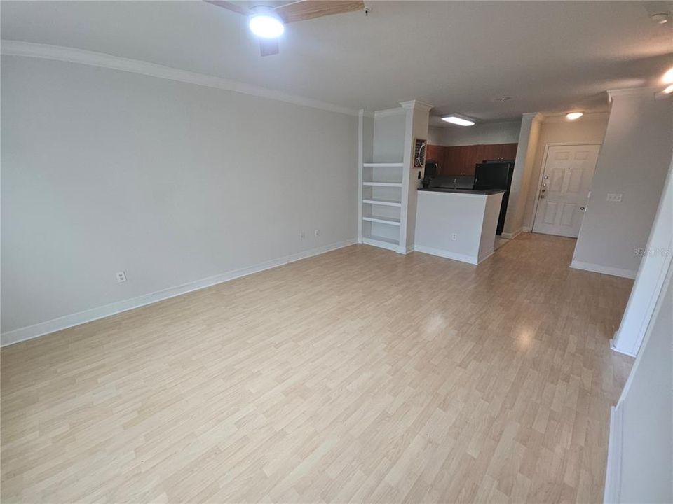 Activo con contrato: $1,550 (1 camas, 1 baños, 739 Pies cuadrados)