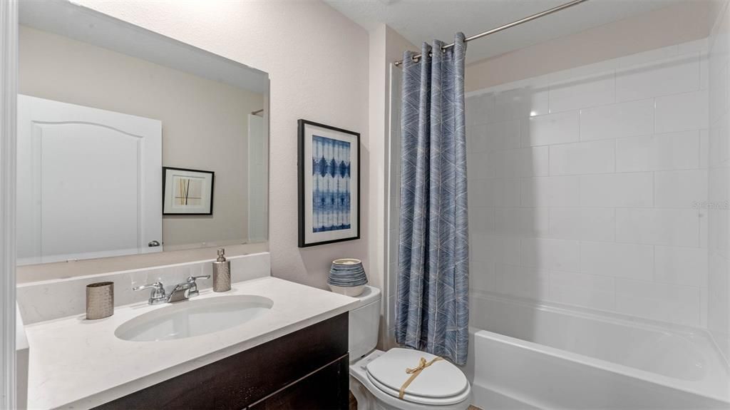 Activo con contrato: $349,990 (3 camas, 2 baños, 1504 Pies cuadrados)