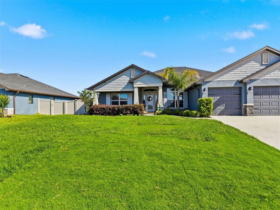 Active With Contract: $579,000 (4 beds, 3 baths, 2508 Square Feet)