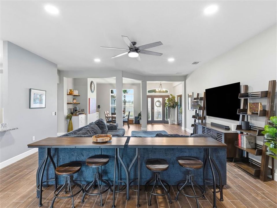 Active With Contract: $579,000 (4 beds, 3 baths, 2508 Square Feet)