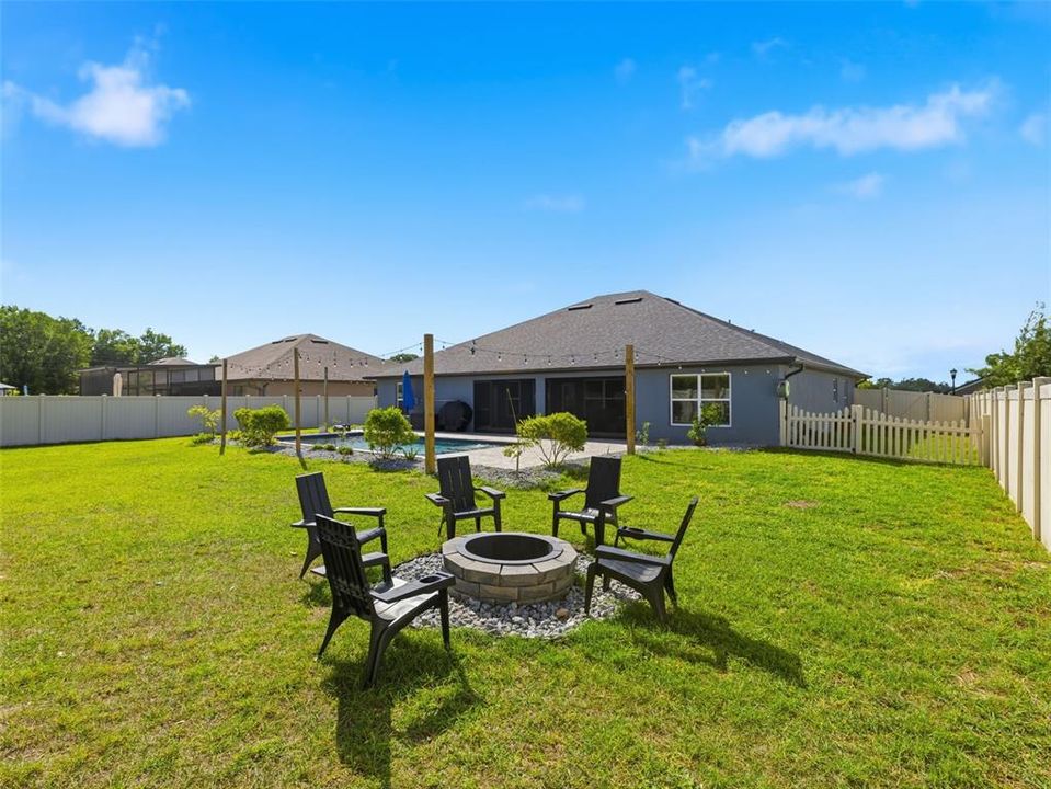 Active With Contract: $579,000 (4 beds, 3 baths, 2508 Square Feet)