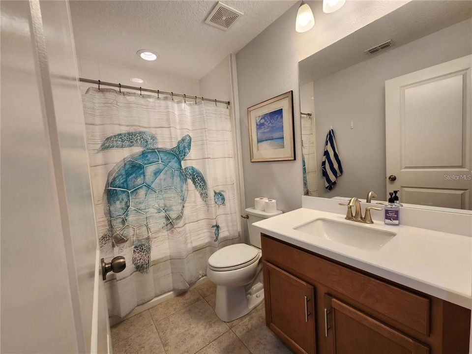 For Rent: $2,998 (3 beds, 2 baths, 1888 Square Feet)