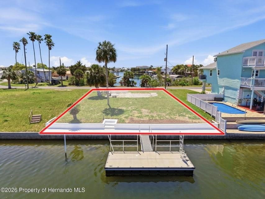 For Sale: $399,900 (0.14 acres)