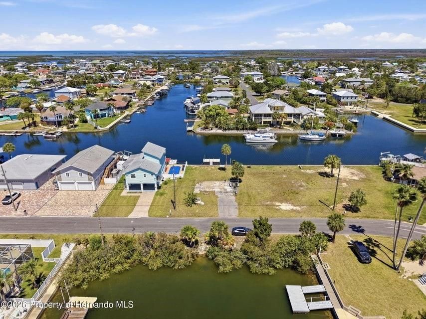 For Sale: $399,900 (0.14 acres)