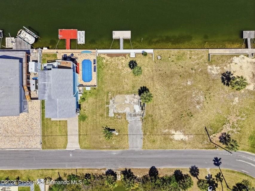 For Sale: $399,900 (0.14 acres)