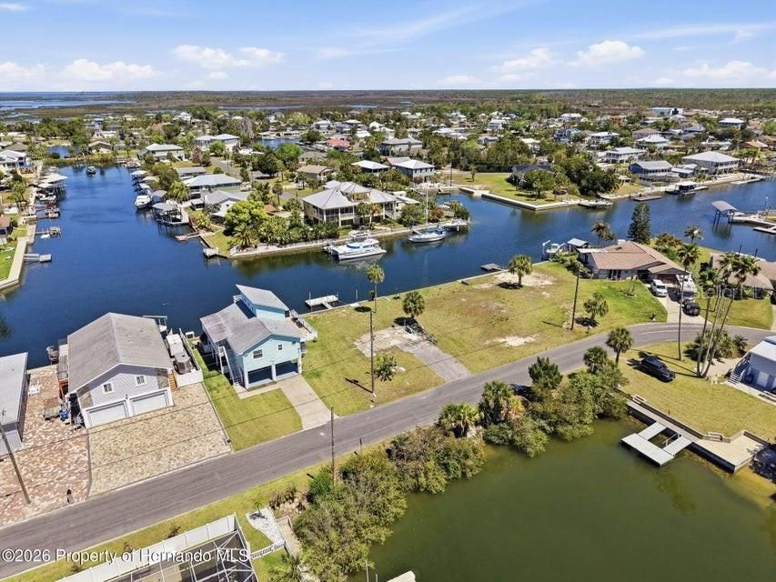 For Sale: $399,900 (0.14 acres)