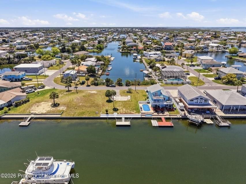 For Sale: $399,900 (0.14 acres)