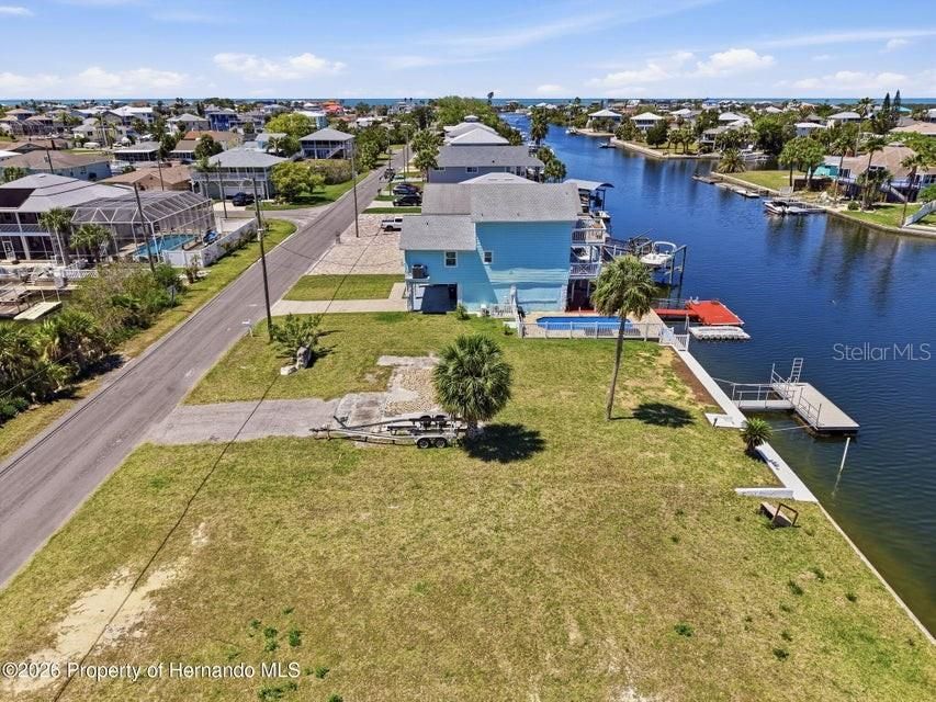 For Sale: $399,900 (0.14 acres)