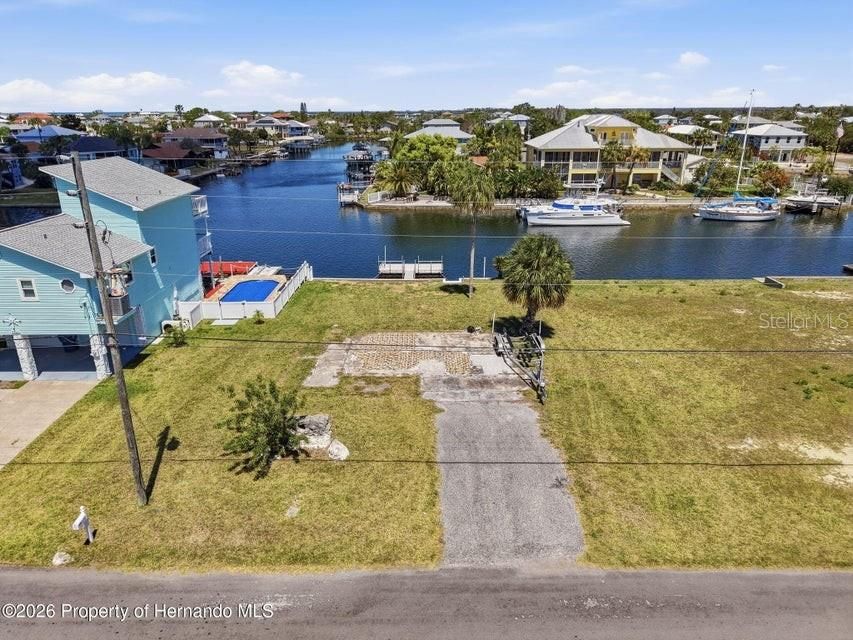 For Sale: $399,900 (0.14 acres)