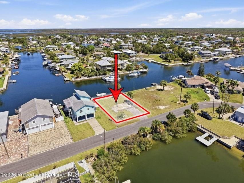 For Sale: $399,900 (0.14 acres)