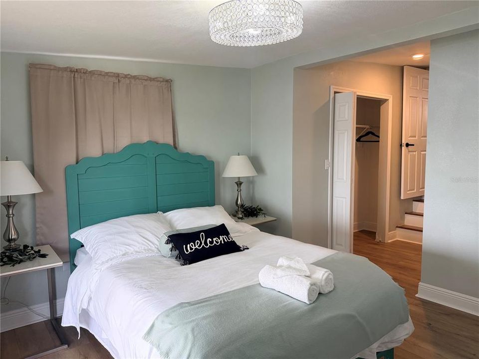 For Sale: $305,900 (3 beds, 2 baths, 1352 Square Feet)