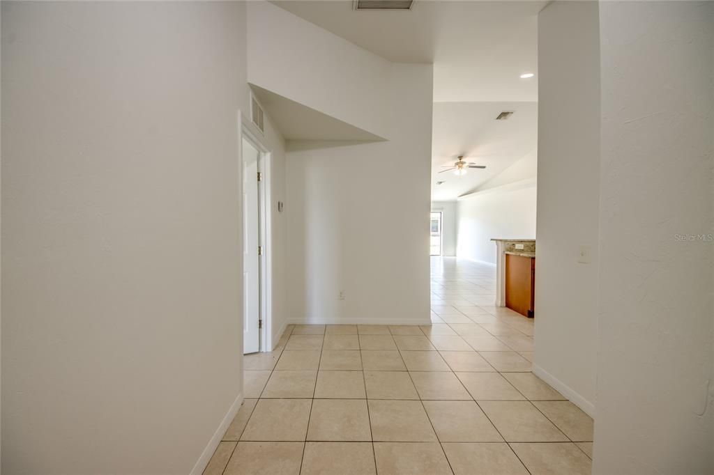 For Sale: $460,000 (6 beds, 0 baths, 2418 Square Feet)