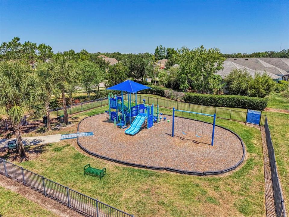 For Sale: $450,000 (3 beds, 2 baths, 1744 Square Feet)