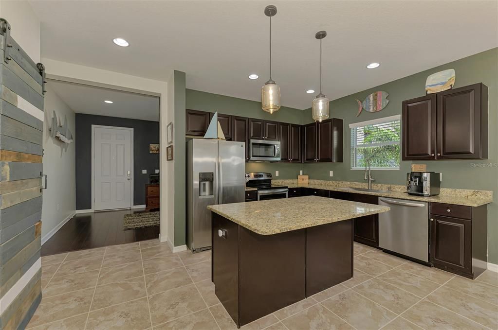 For Sale: $450,000 (3 beds, 2 baths, 1744 Square Feet)