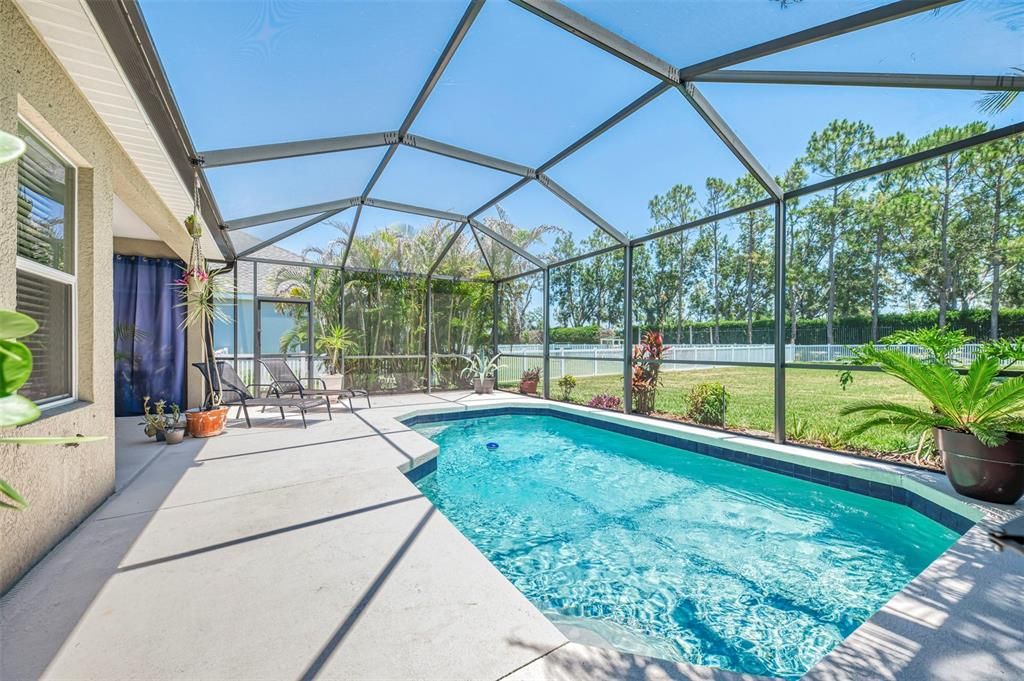 For Sale: $450,000 (3 beds, 2 baths, 1744 Square Feet)