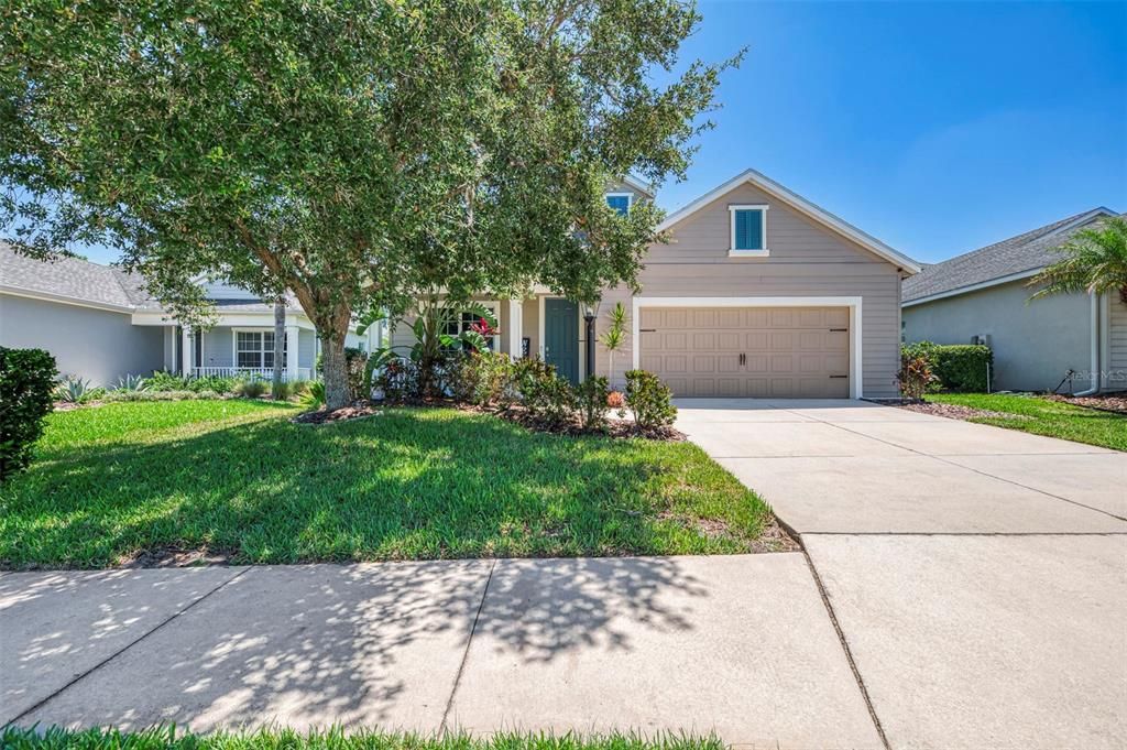 For Sale: $450,000 (3 beds, 2 baths, 1744 Square Feet)