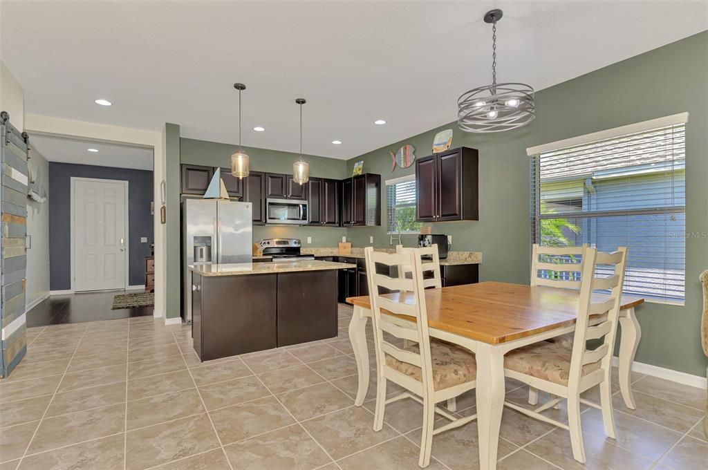 For Sale: $450,000 (3 beds, 2 baths, 1744 Square Feet)