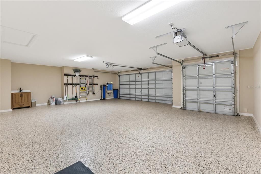 Activo con contrato: $679,000 (3 camas, 2 baños, 2013 Pies cuadrados)
