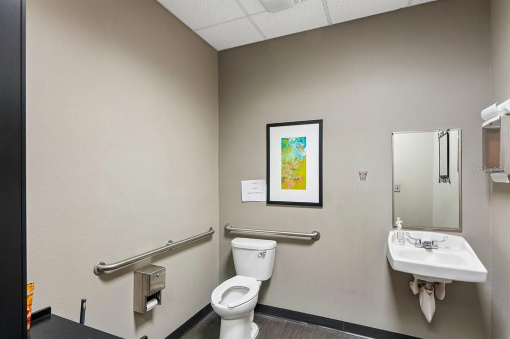 На продажу: $1,695,000 (0 спален, 0 ванн, 9828 Квадратных фут)