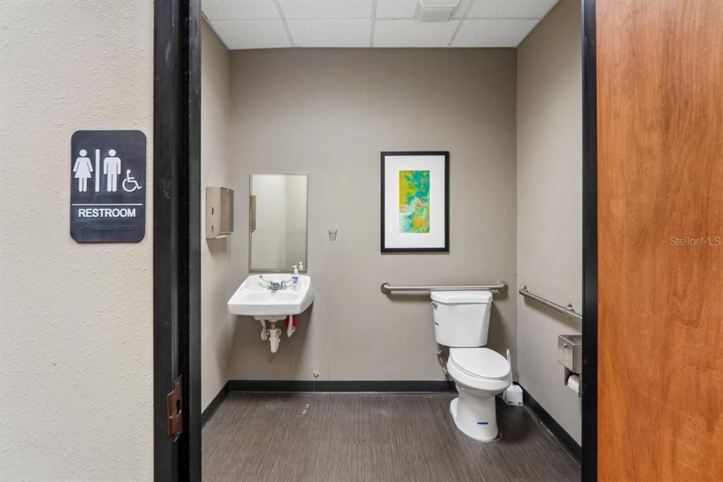 На продажу: $1,695,000 (0 спален, 0 ванн, 9828 Квадратных фут)